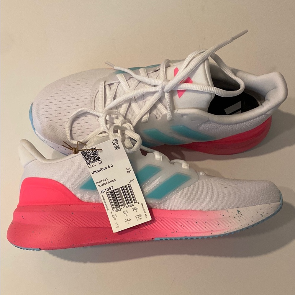 Adidas Ultra Run 5J Running Shoe - Picture 2 of 9